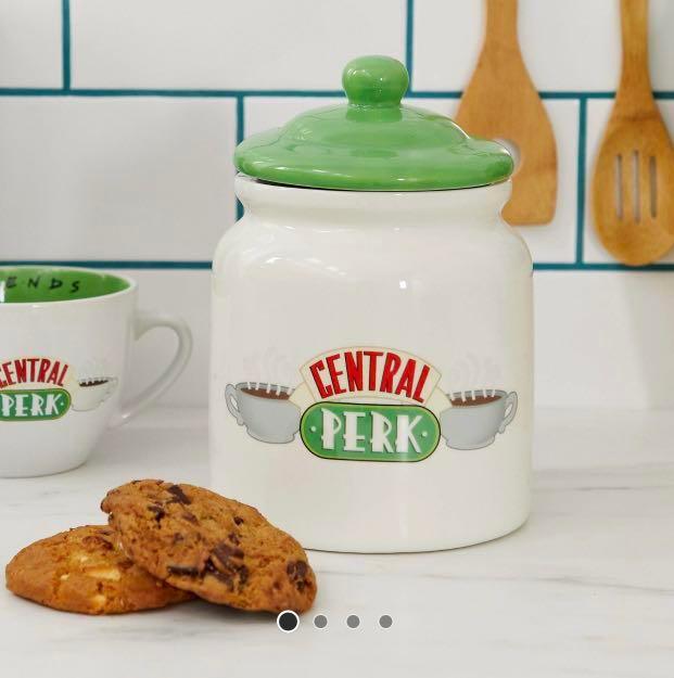 Friends Central Perk Biscuit Cookie Barrel, 30 x 40 cm
