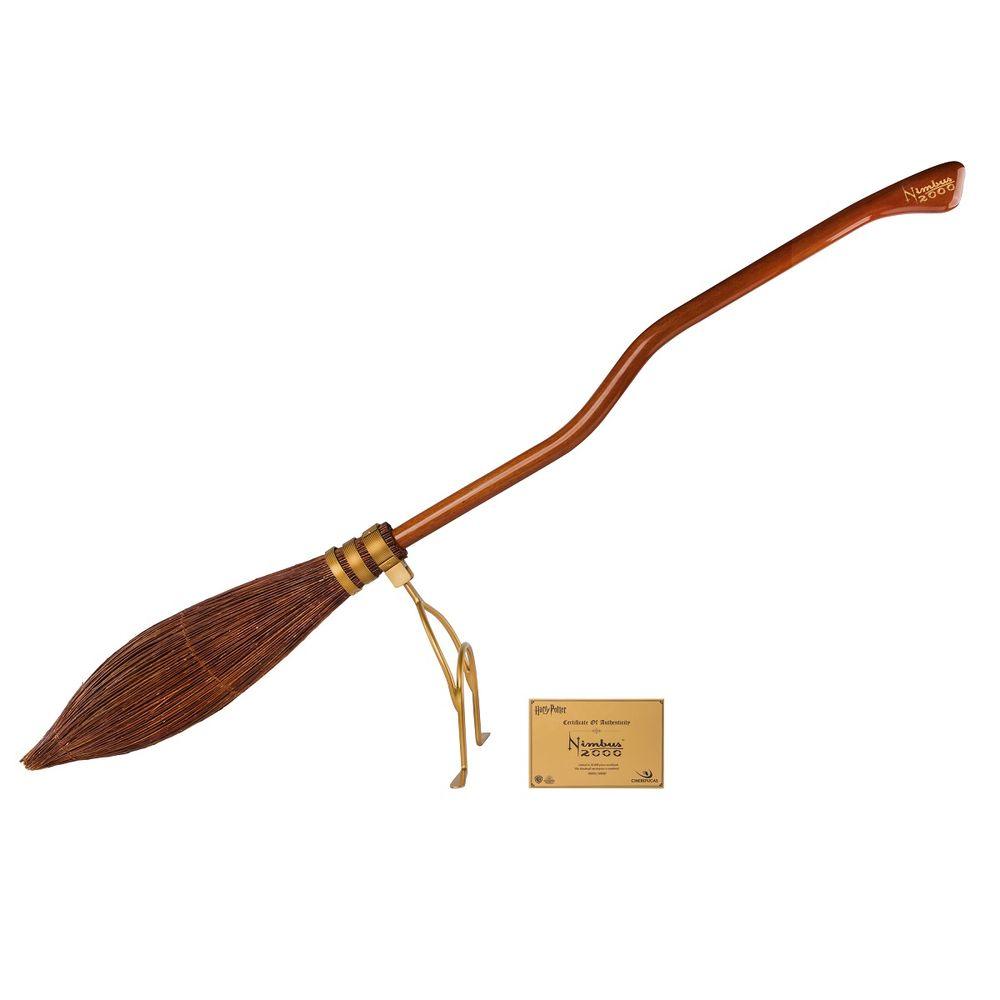 Harry Potter's Nimbus 2000 Broom Replica, 1:1 Scale