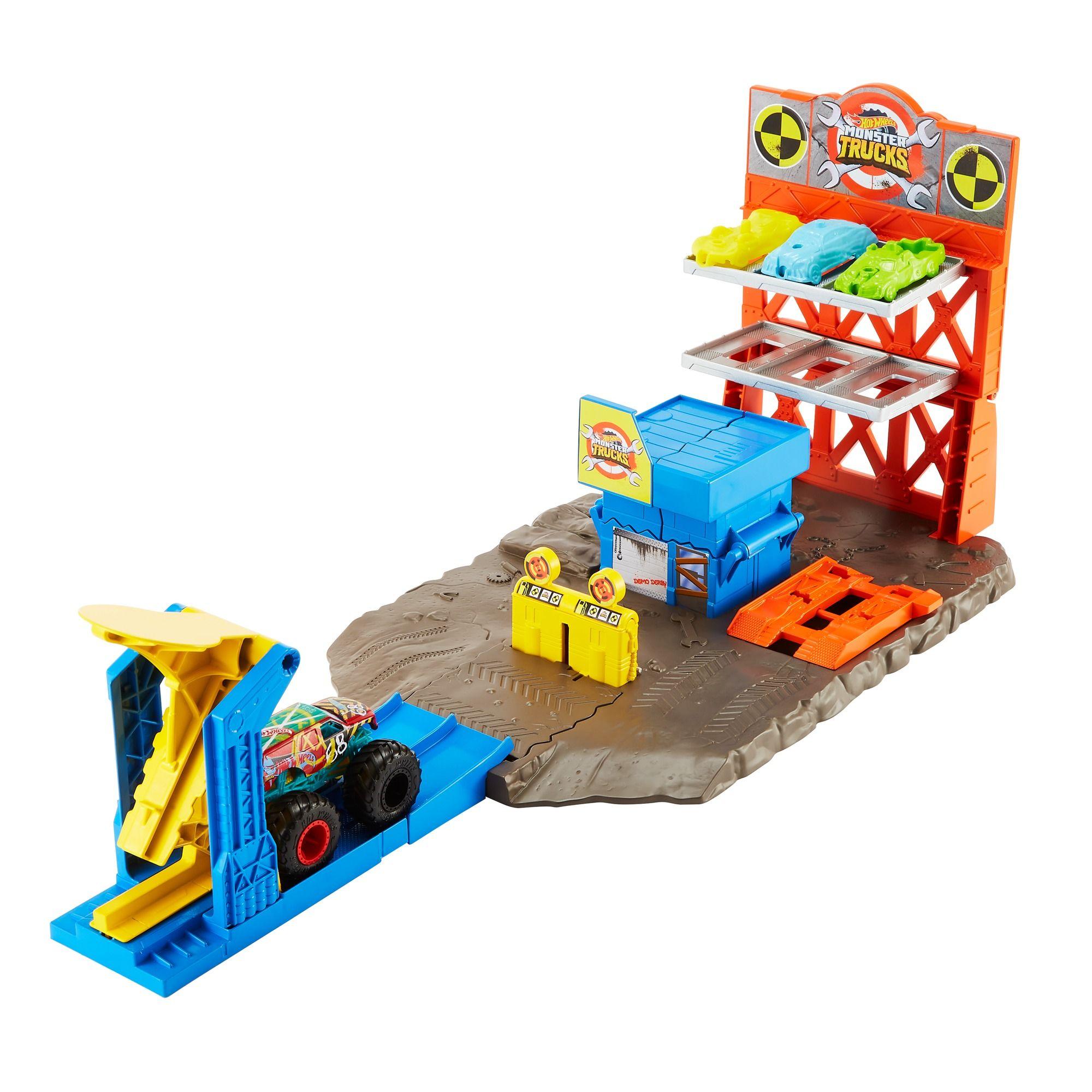 Hot Wheels Monster Trucks Blast Station Playset