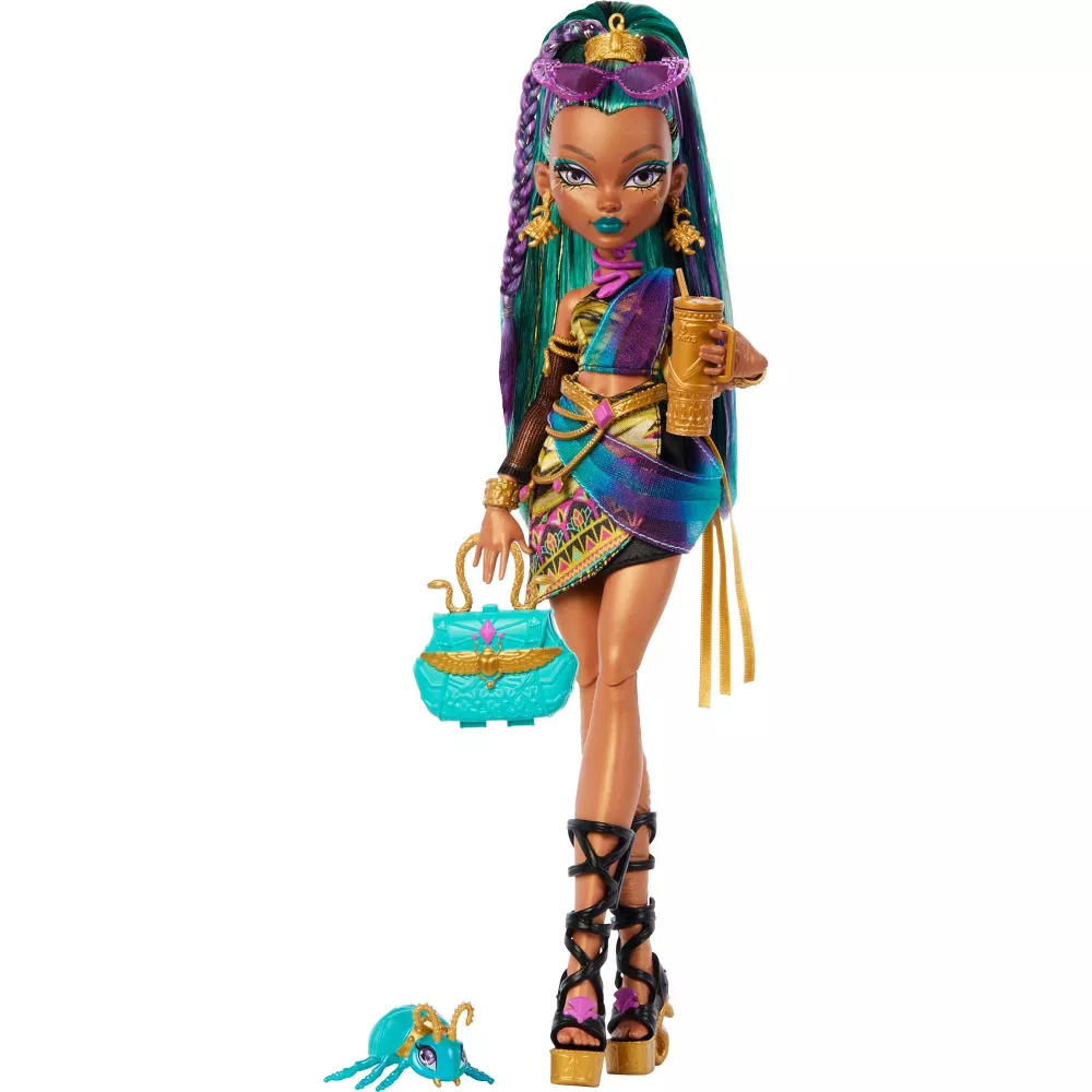Monster High Nefera De Nile Doll with Pet Scarab Lavish and 7 Accessories like Purse and Snacks