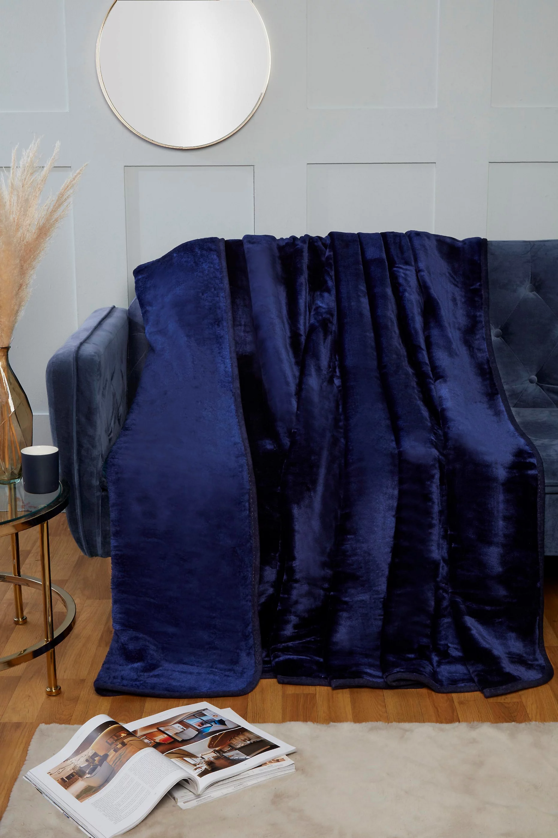 Dyed Mink Faux Fur Polyester Soft Cosy Plain Throw (150x200) Navy