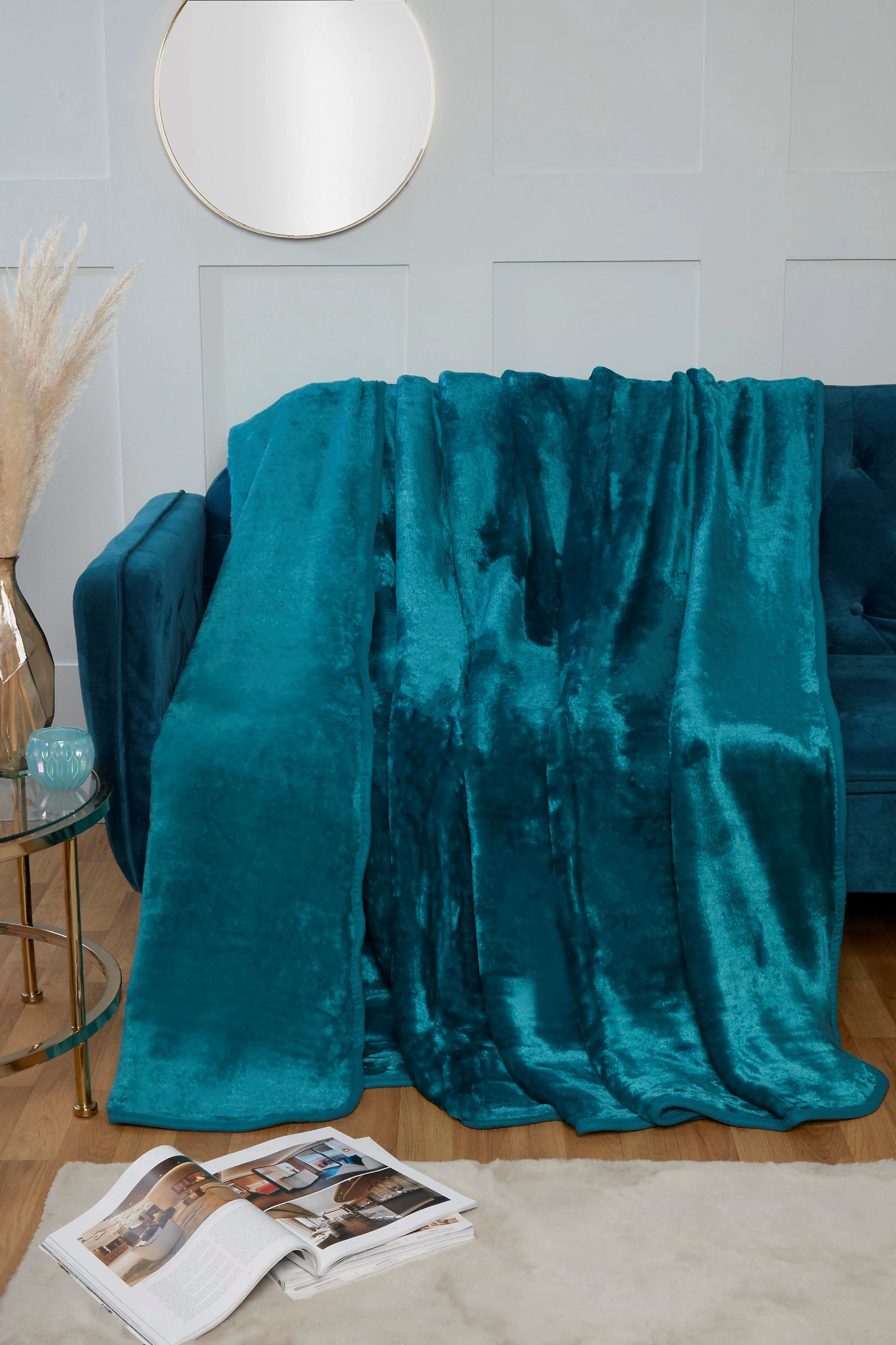 Dyed Mink Faux Fur Polyester Soft Cosy Plain Throw (150x200) Teal